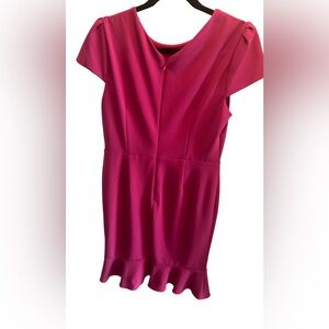 Vibrant Pink Dress Betsey Johnson Dress! With ruffle 💕